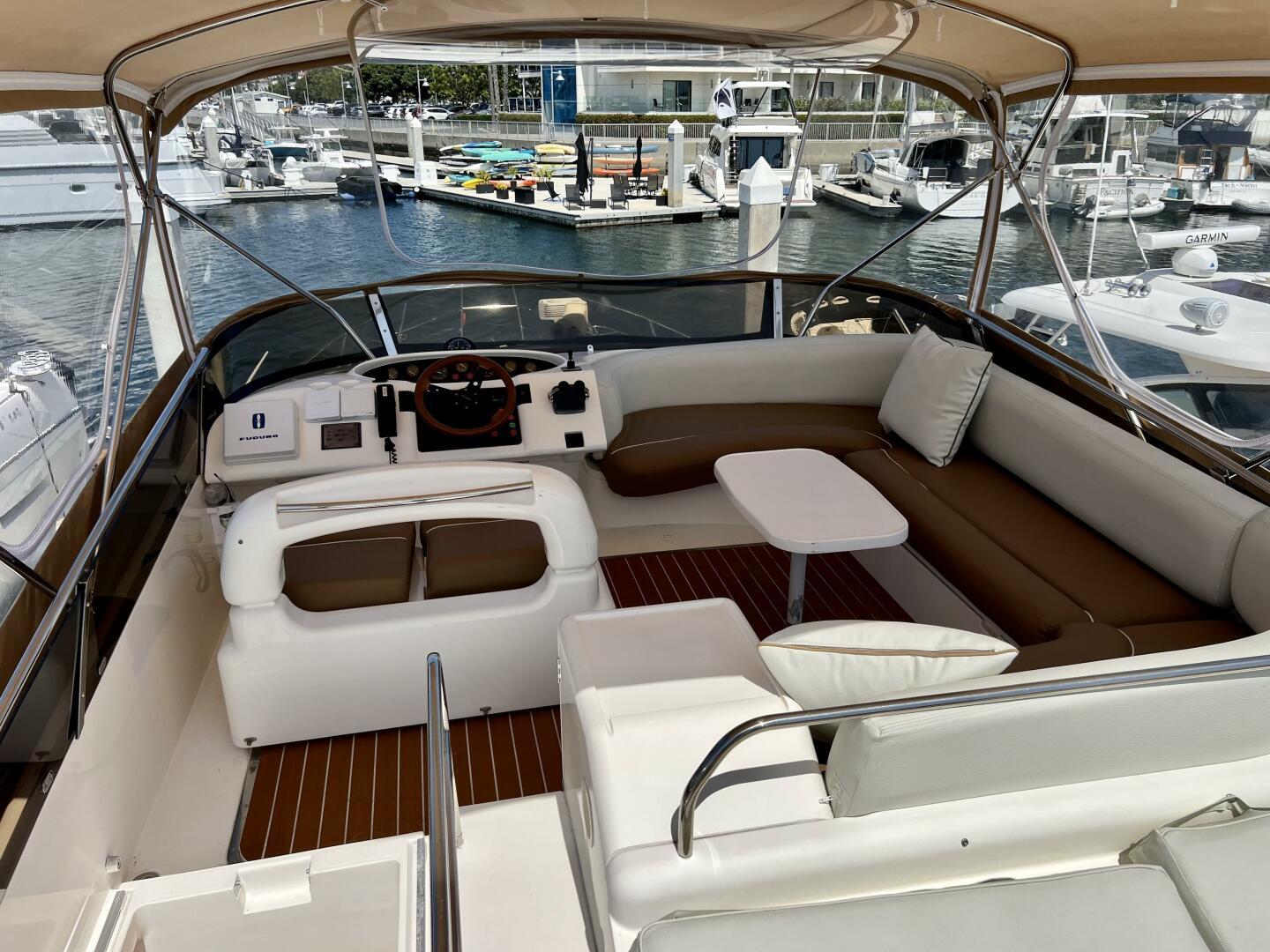 2000 Viking Princess 52 Flybridge - Image 38