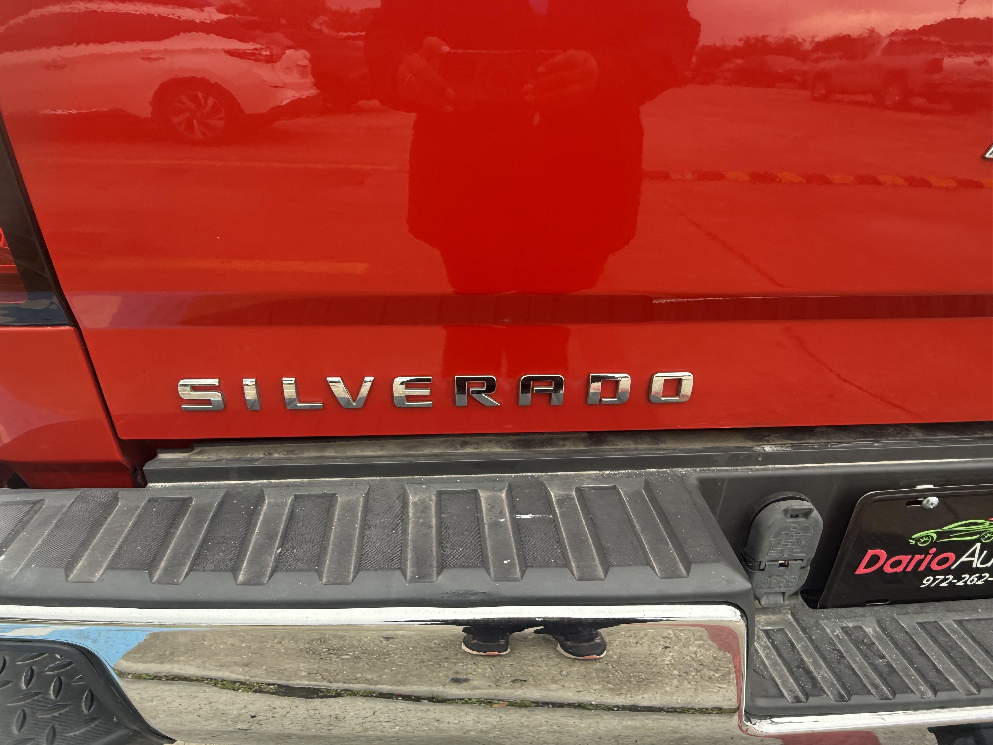 2014 Chevrolet Silverado 1500-V8 Crew Cab LT 2WD - Image 2