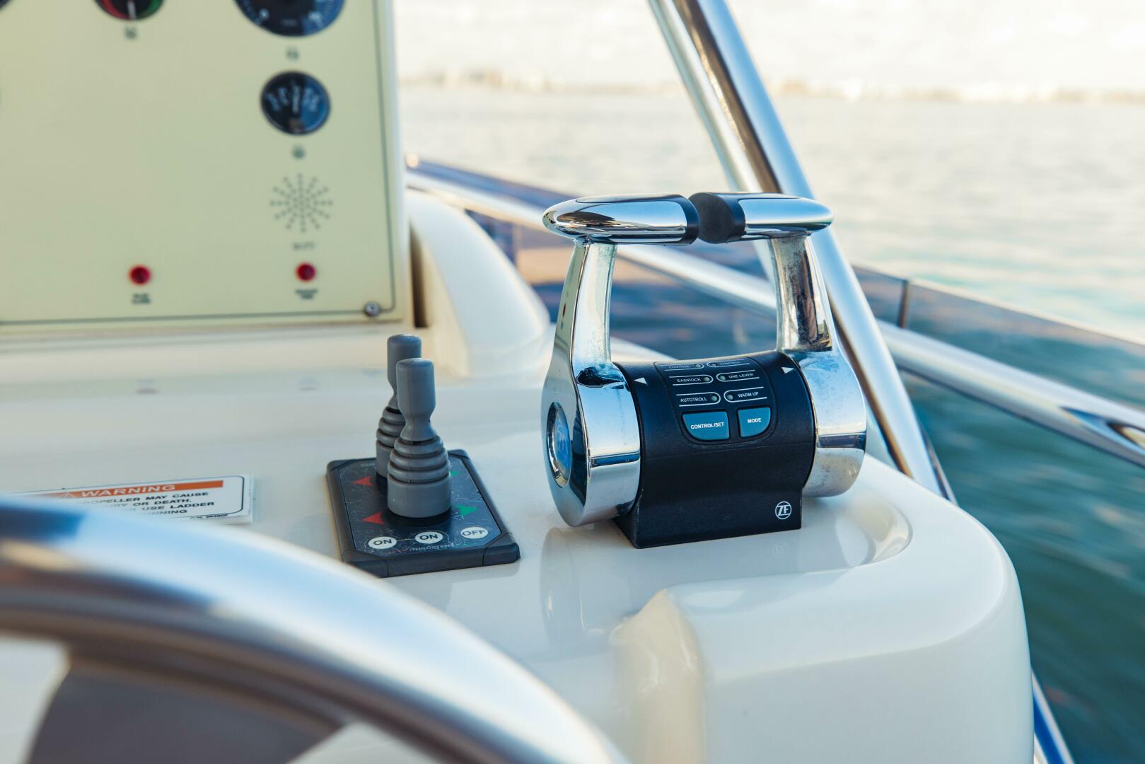 2017 Ferretti Yachts 750 - Image 43