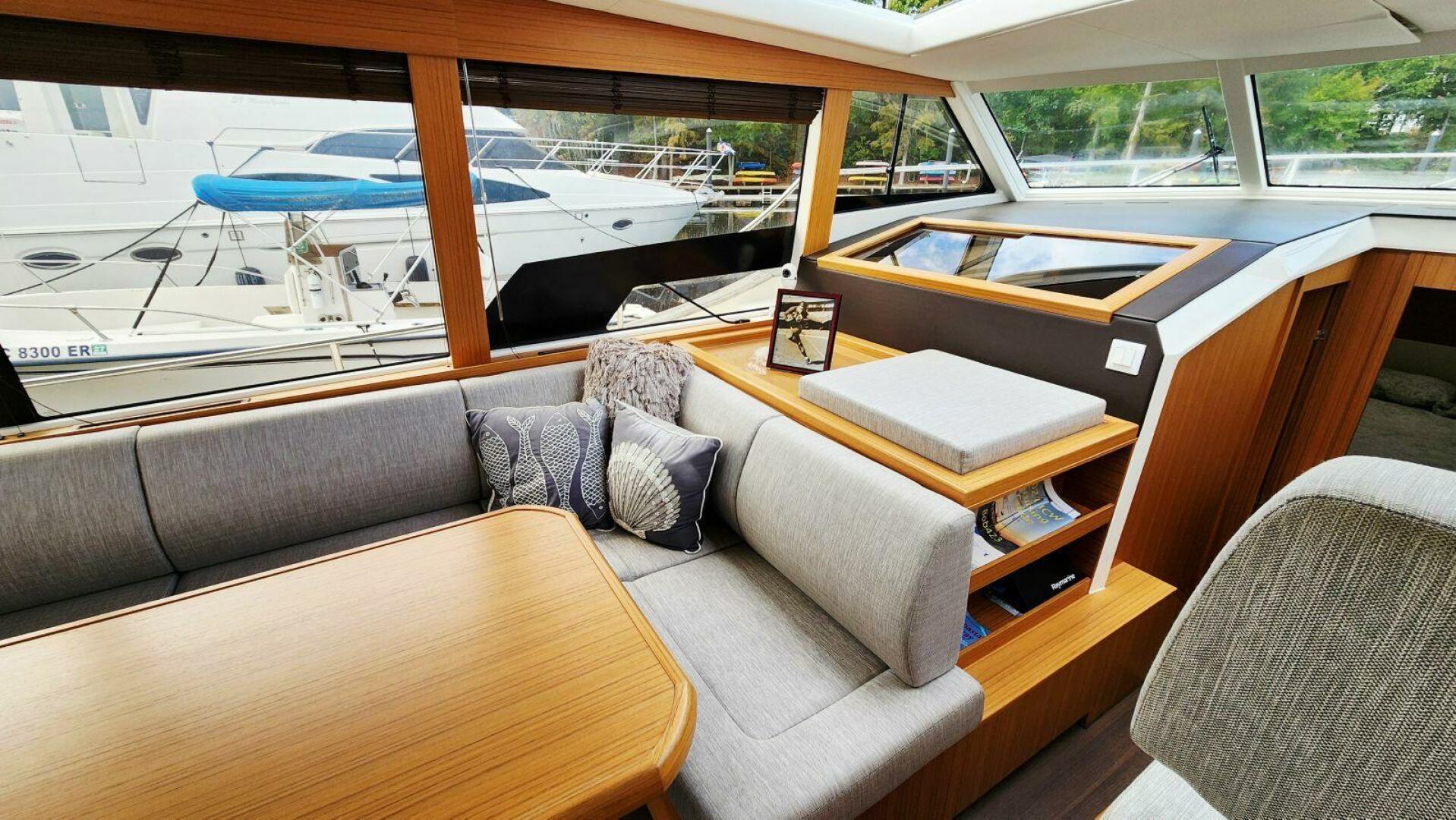 2022 Greenline 40 Hybrid - Image 24