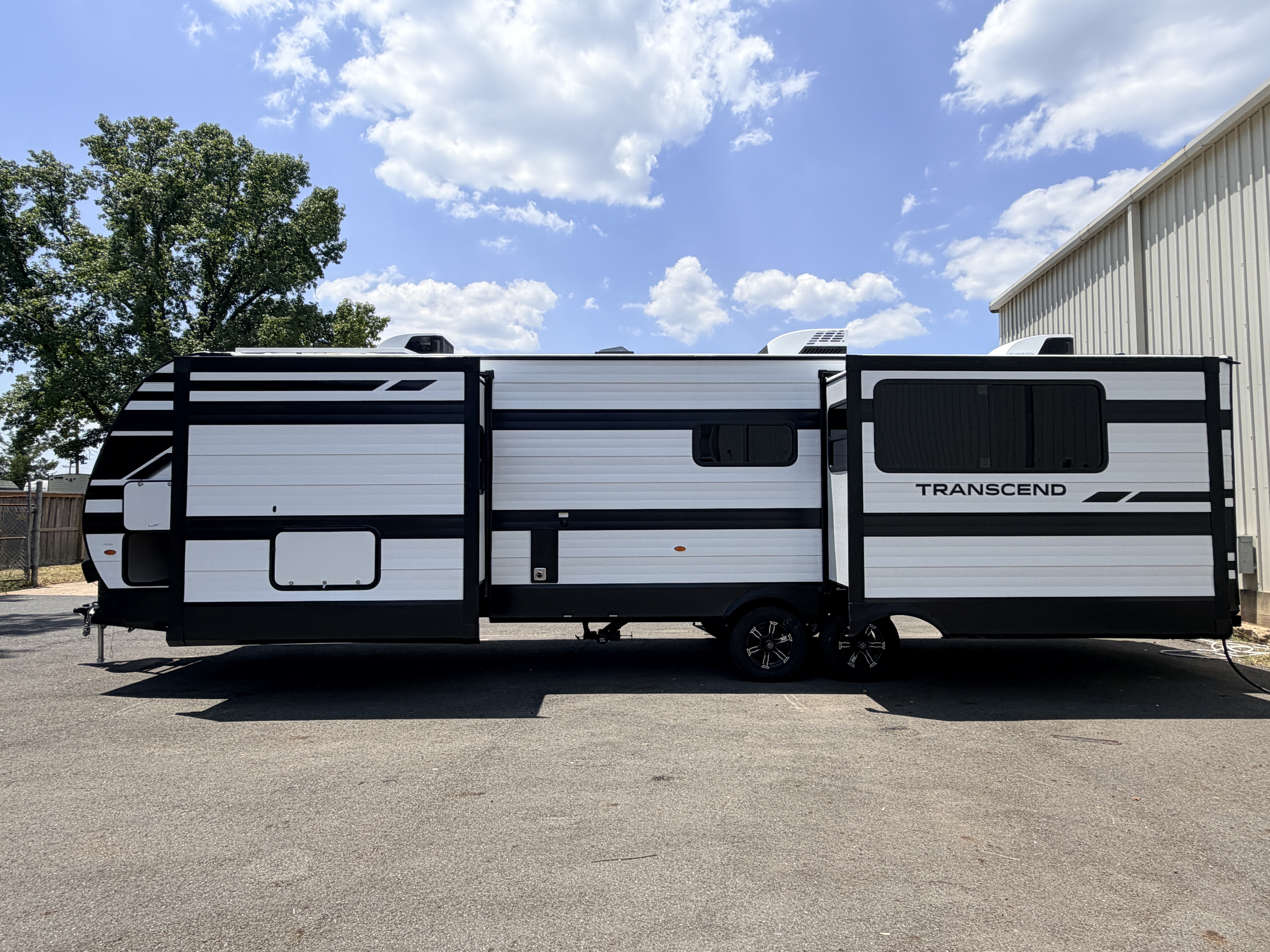2027 Grand Design Transcend 315RKT - Image 4