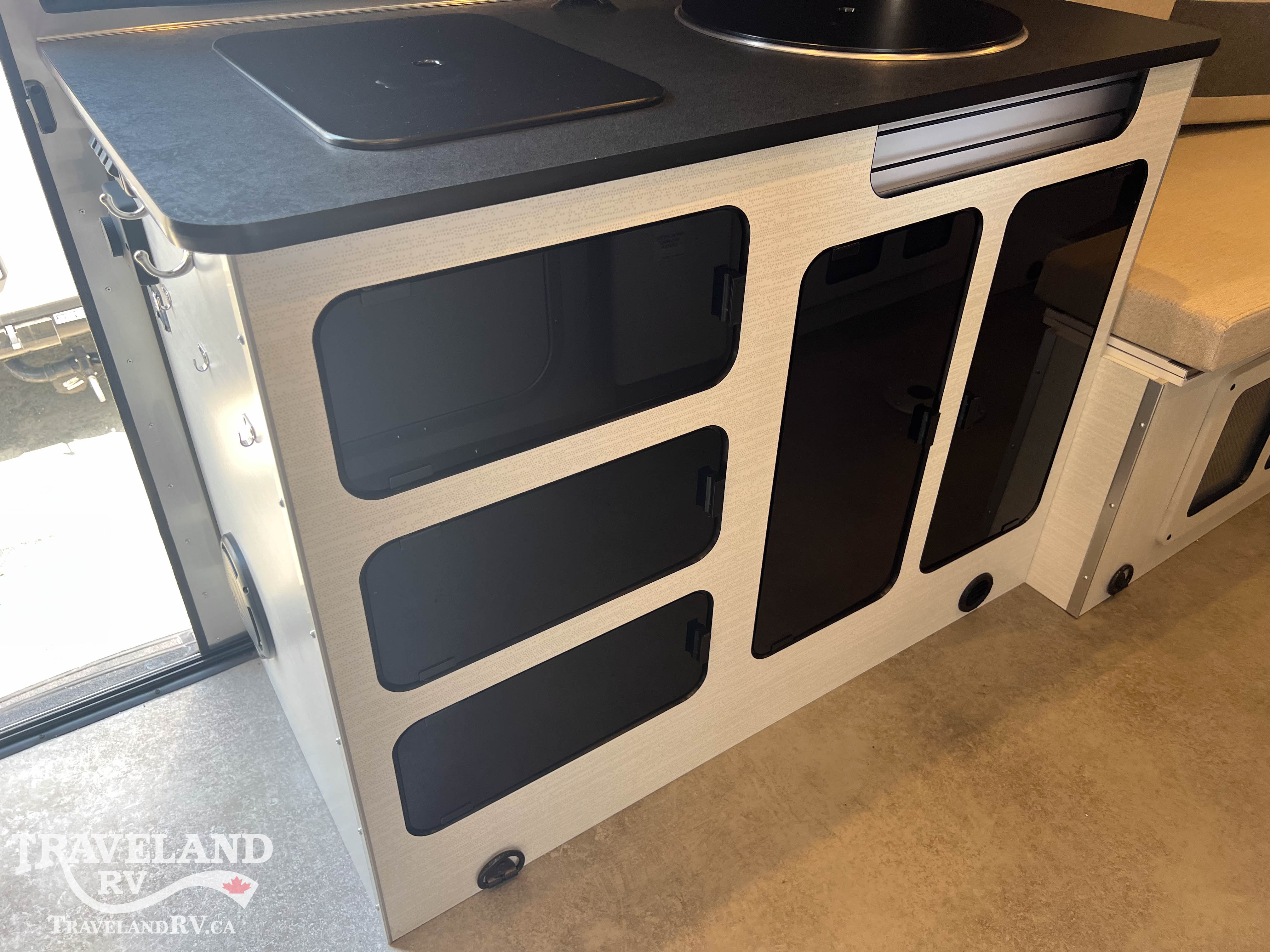2027 AIRSTREAM 20XE BASECAMP - Image 17
