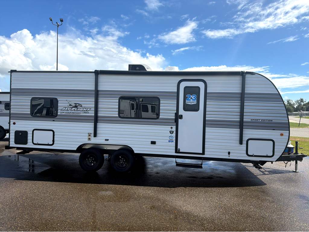 2027 JAYCO JAY FLIGHT 250BH - Image 2