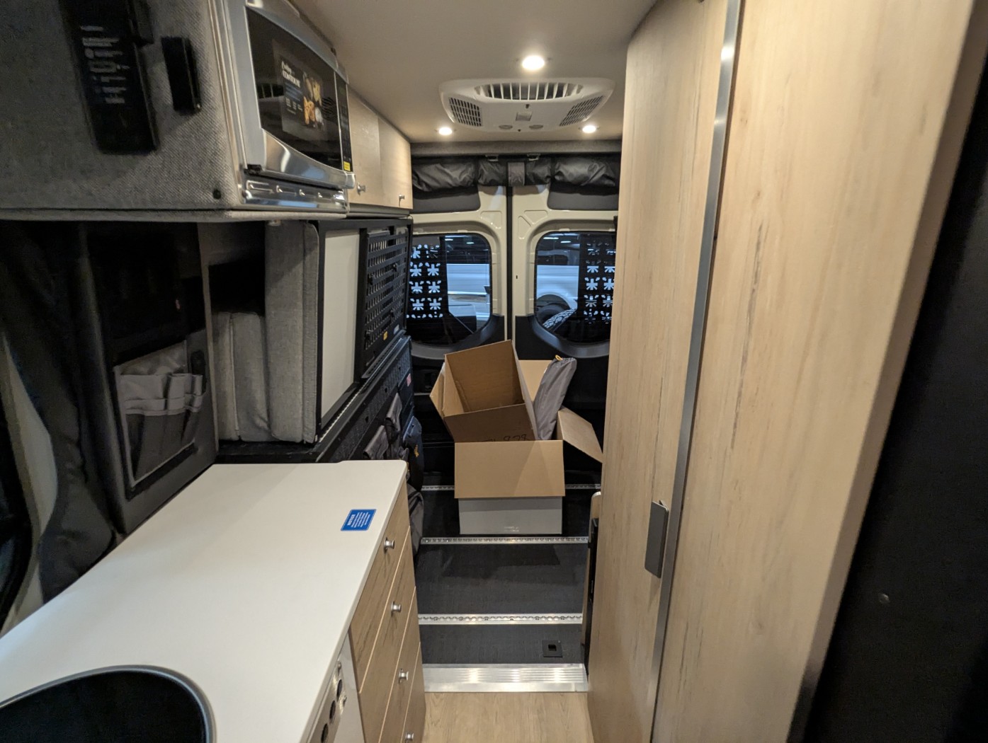 2025 Storyteller Overland Beast Mode XO - Image 18