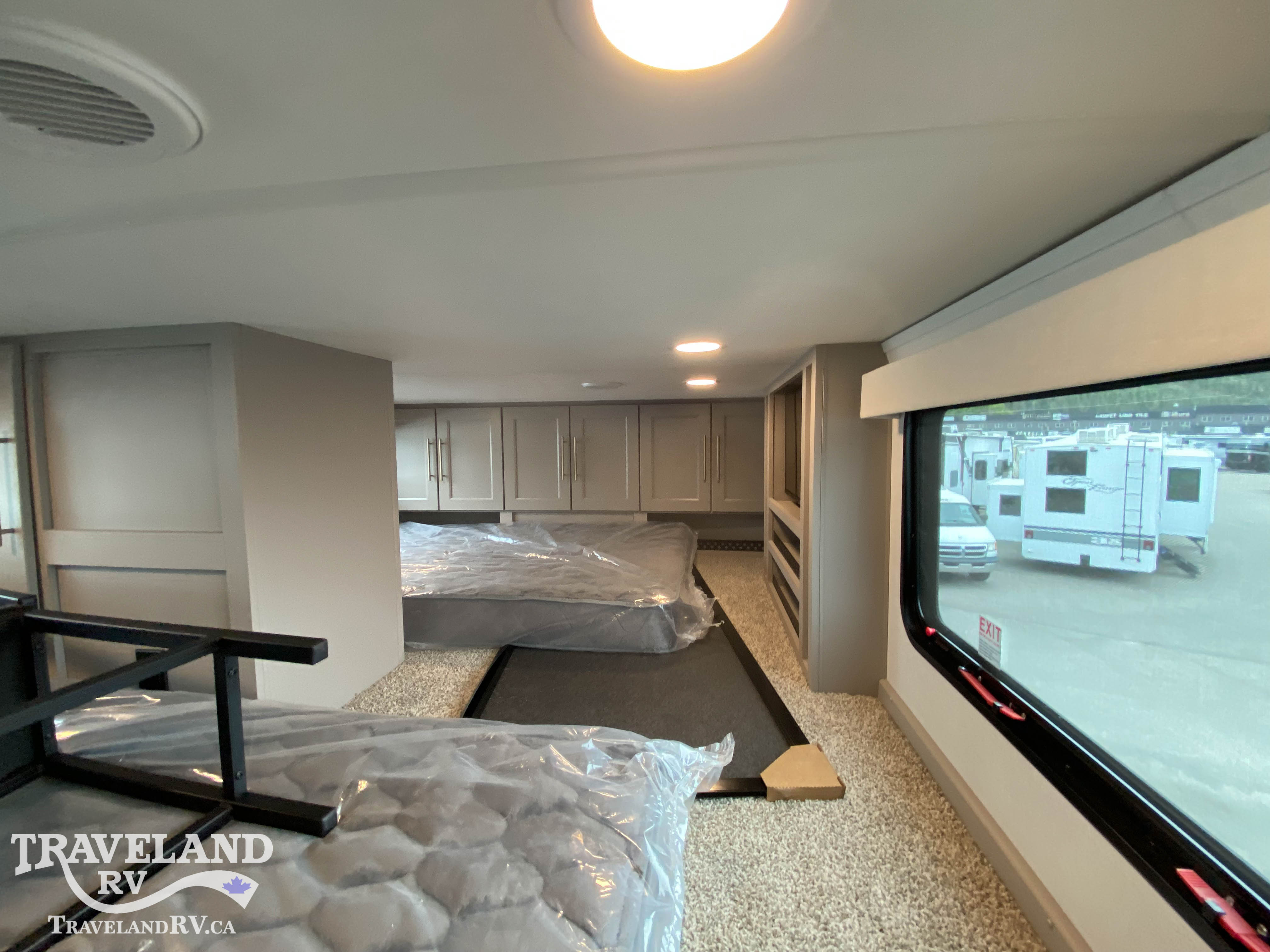 2026 Alliance RV Benchmark 44LFT - Image 22