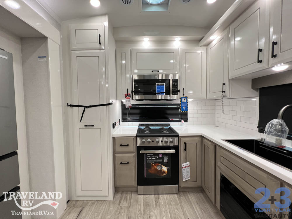 2027 Jayco Pinnacle 38FBRK - Image 19