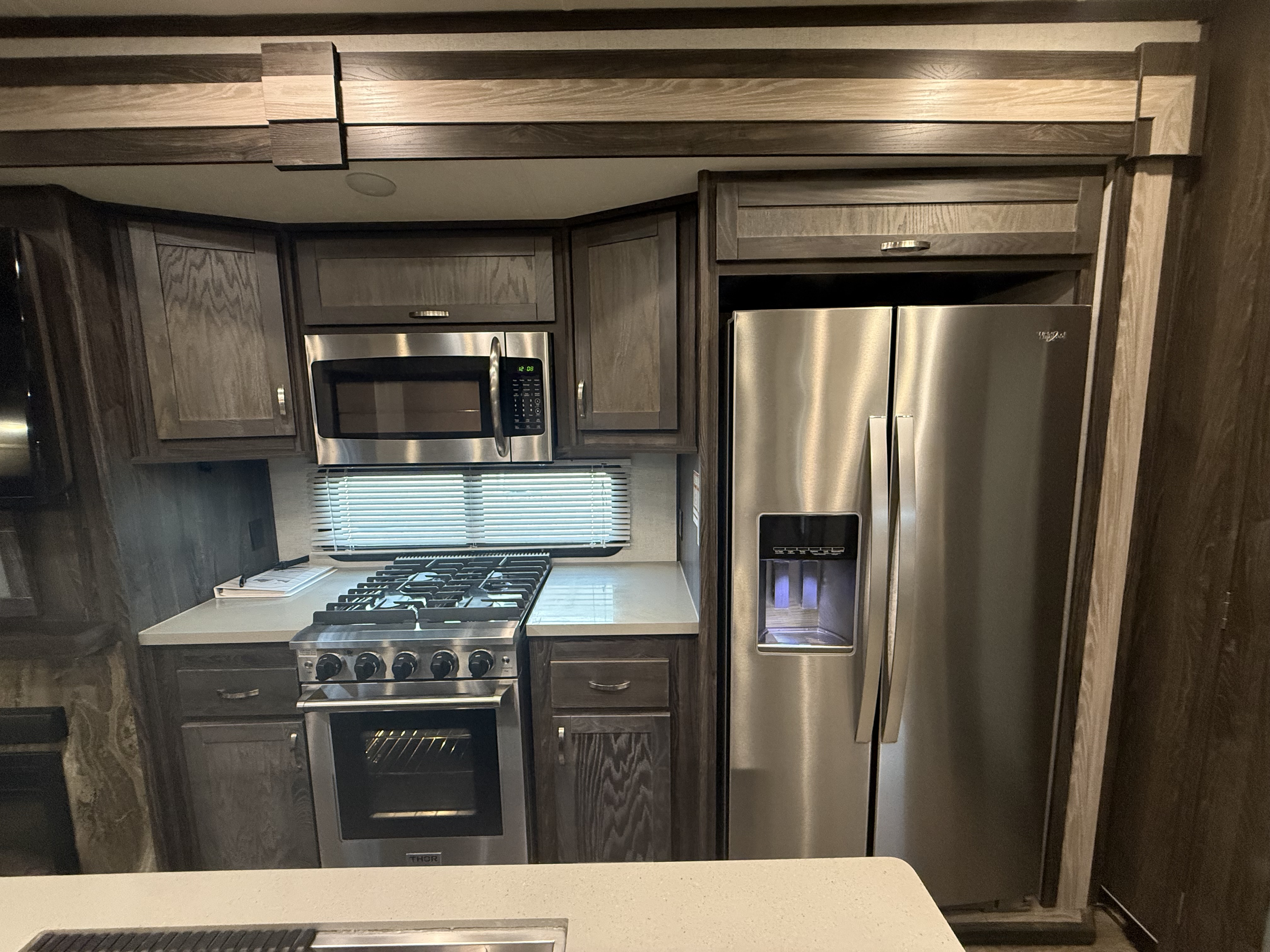 2020 Highland Ridge Mesa Ridge MF314RLS - Image 16