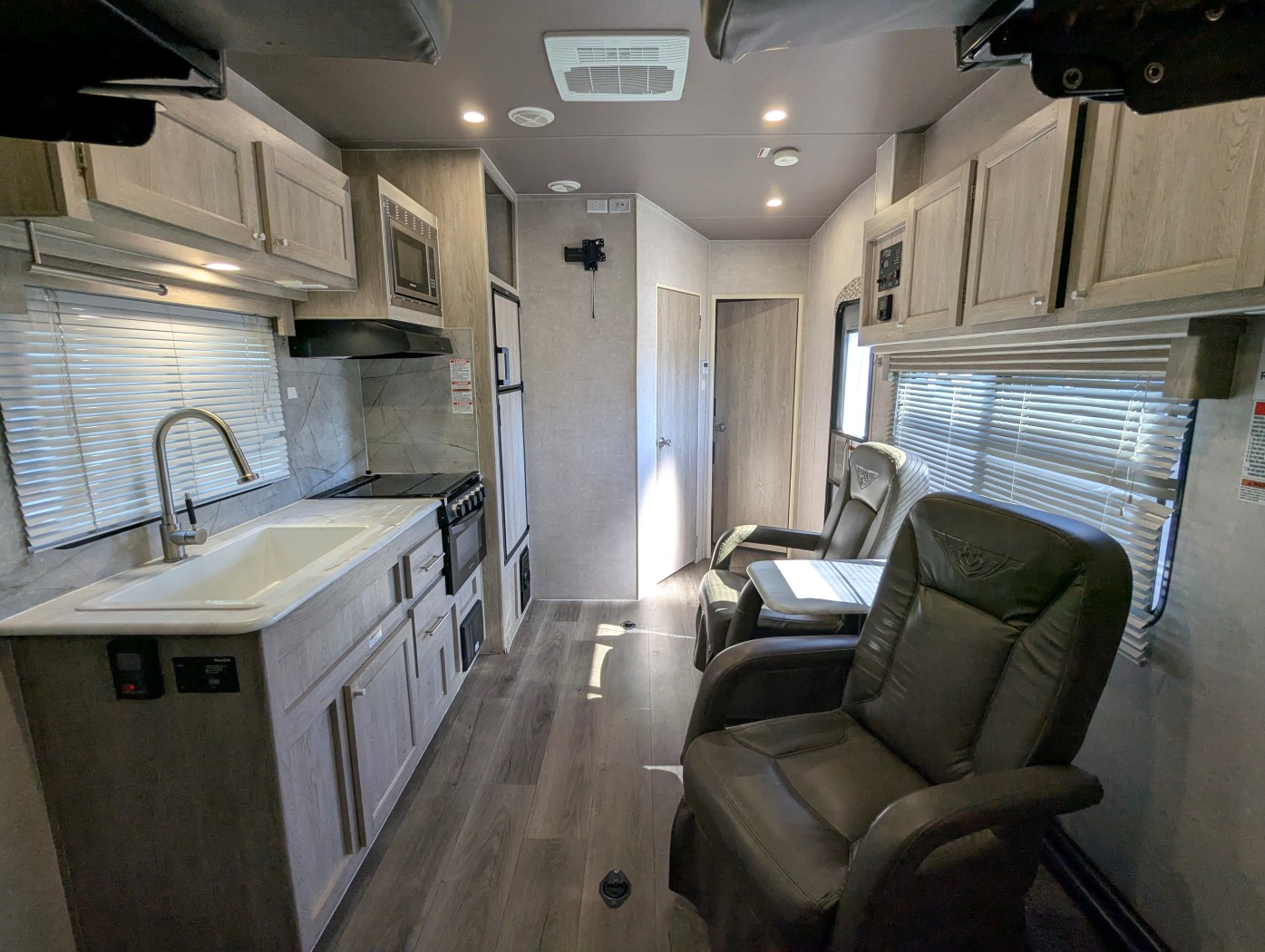 2023 ECLIPSE ATTITUDE T23SAGLE - Image 17