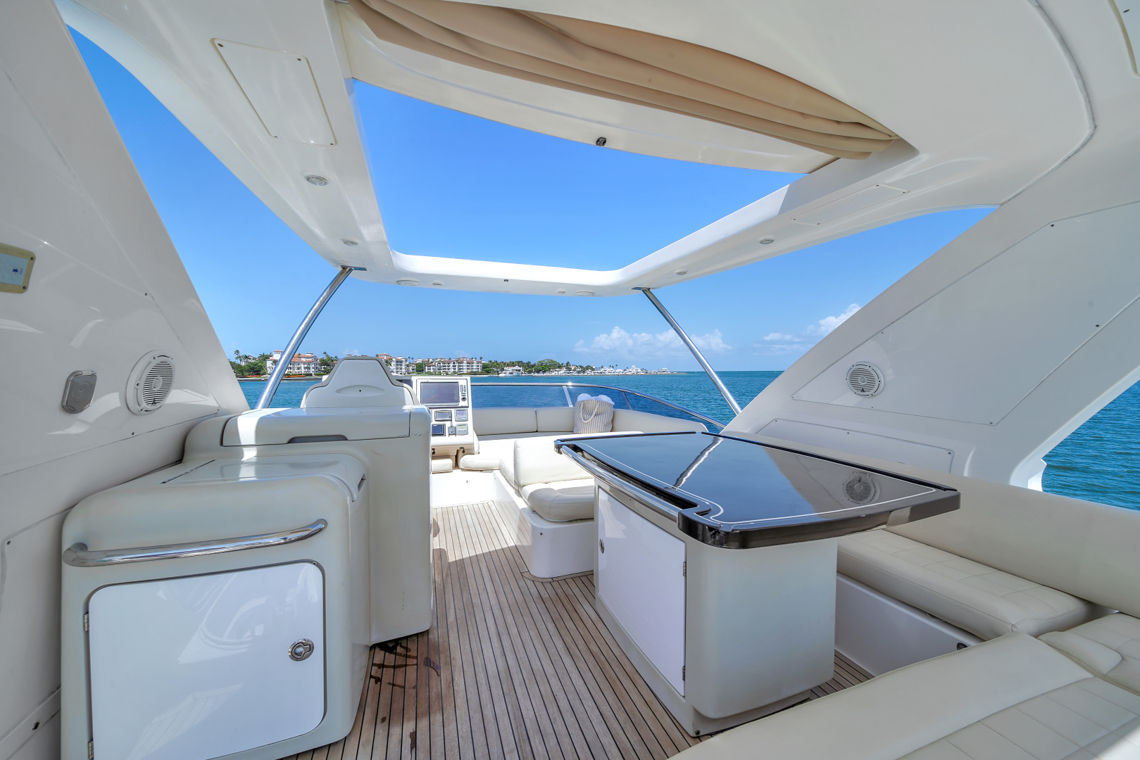 2012 Azimut 64 FLY - Image 33