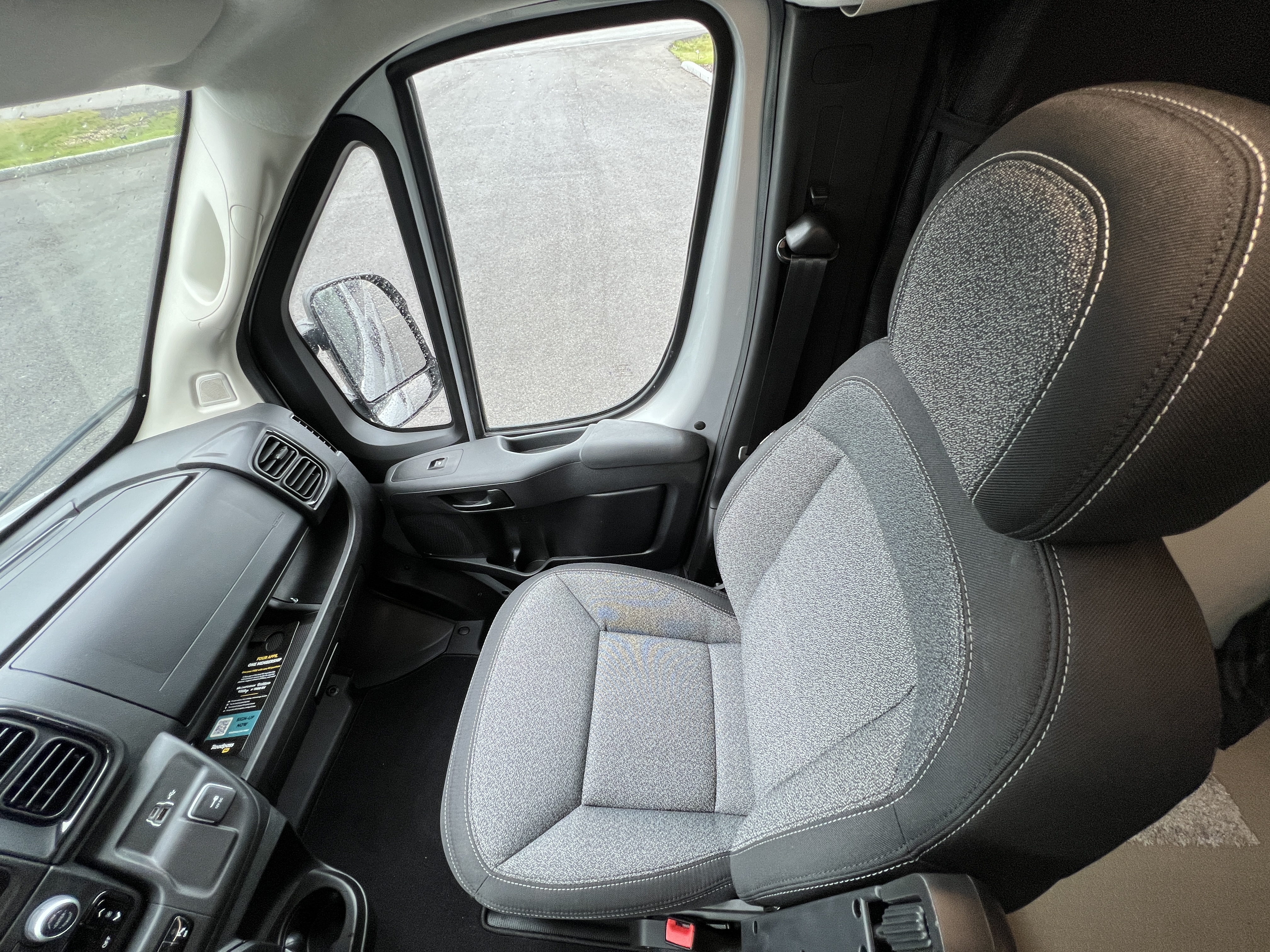 2027 Entegra Coach Ethos 20T - Image 13