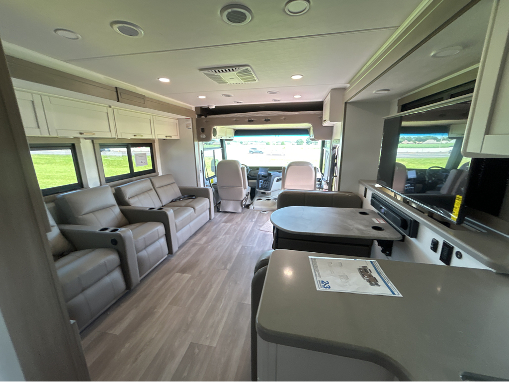 2027 JAYCO PRECEPT 36C - Image 22