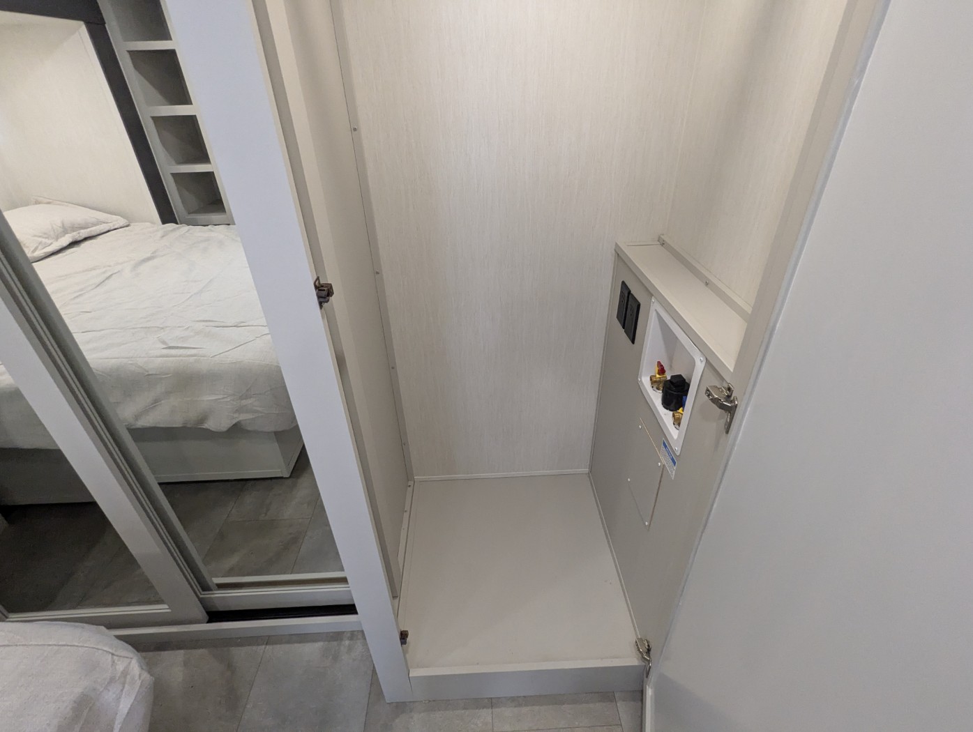 2026 Forest River CRUSADER 2SUITE - Image 12