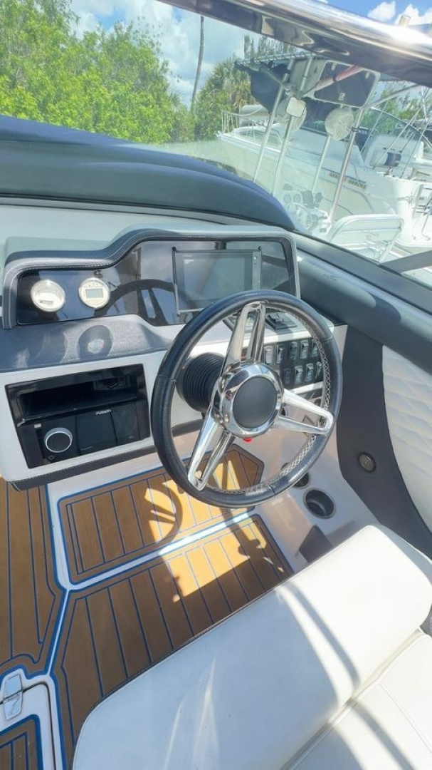 2018 Regal 22 Fasdeck Base - Image 2