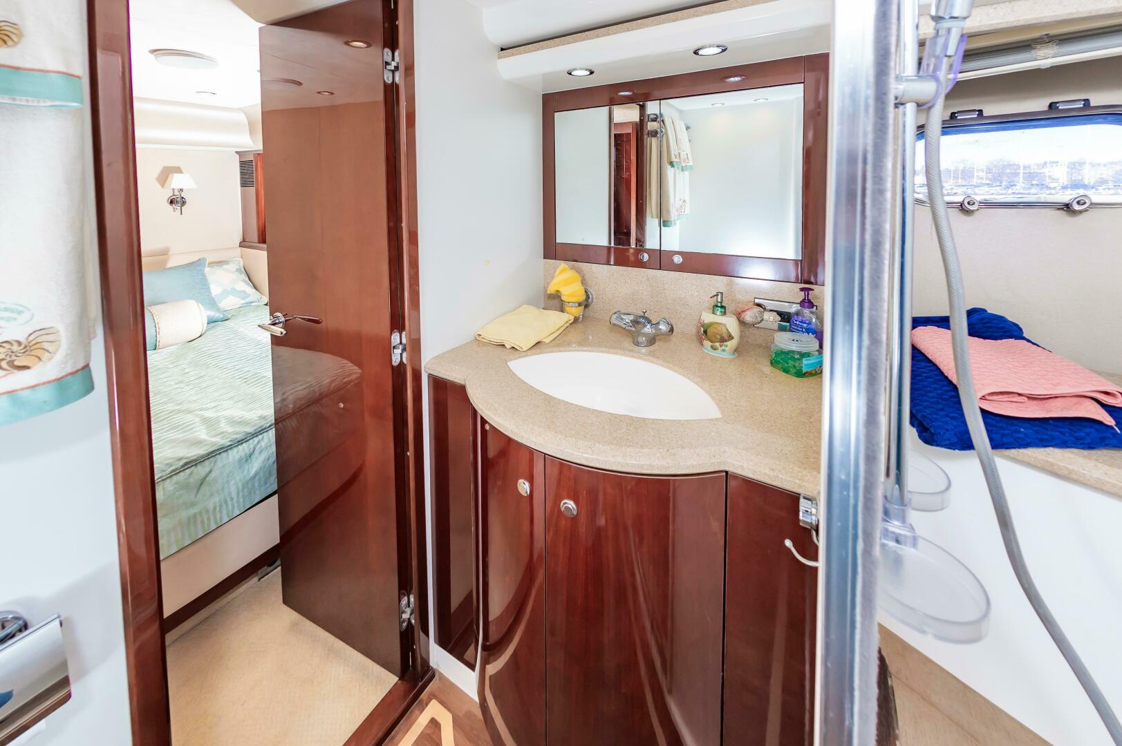2006 Princess 75 - Image 29
