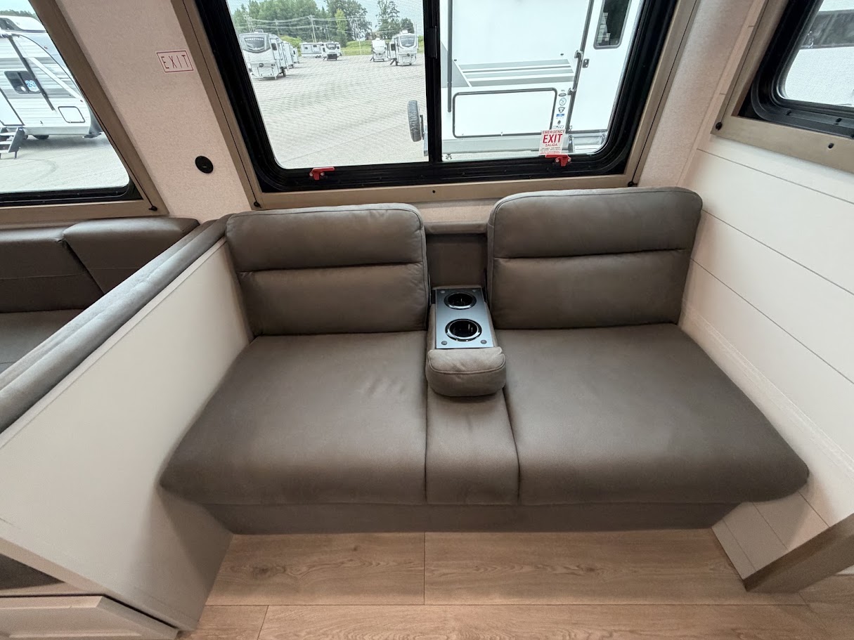 2027 JAYCO JAY FLIGHT 325BHT - Image 18