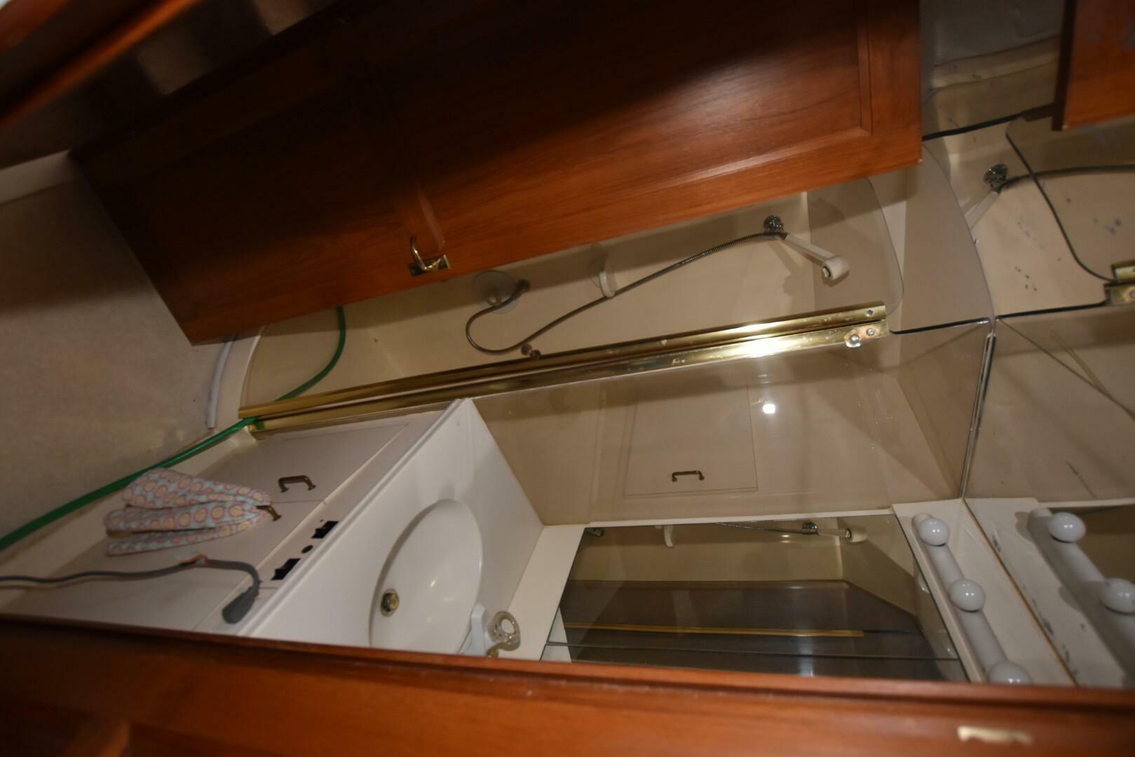1993 Ocean Yachts 44 Motoryacht - Image 15