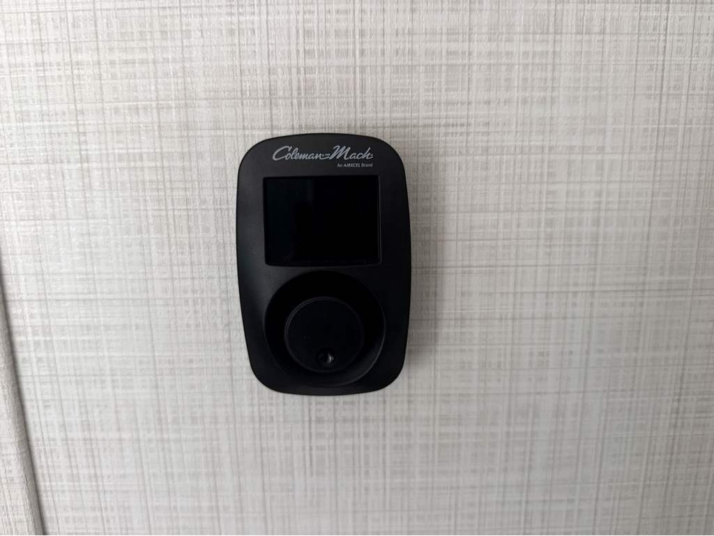 2025 FOREST RIVER GEO PRO 20FBS - Image 22