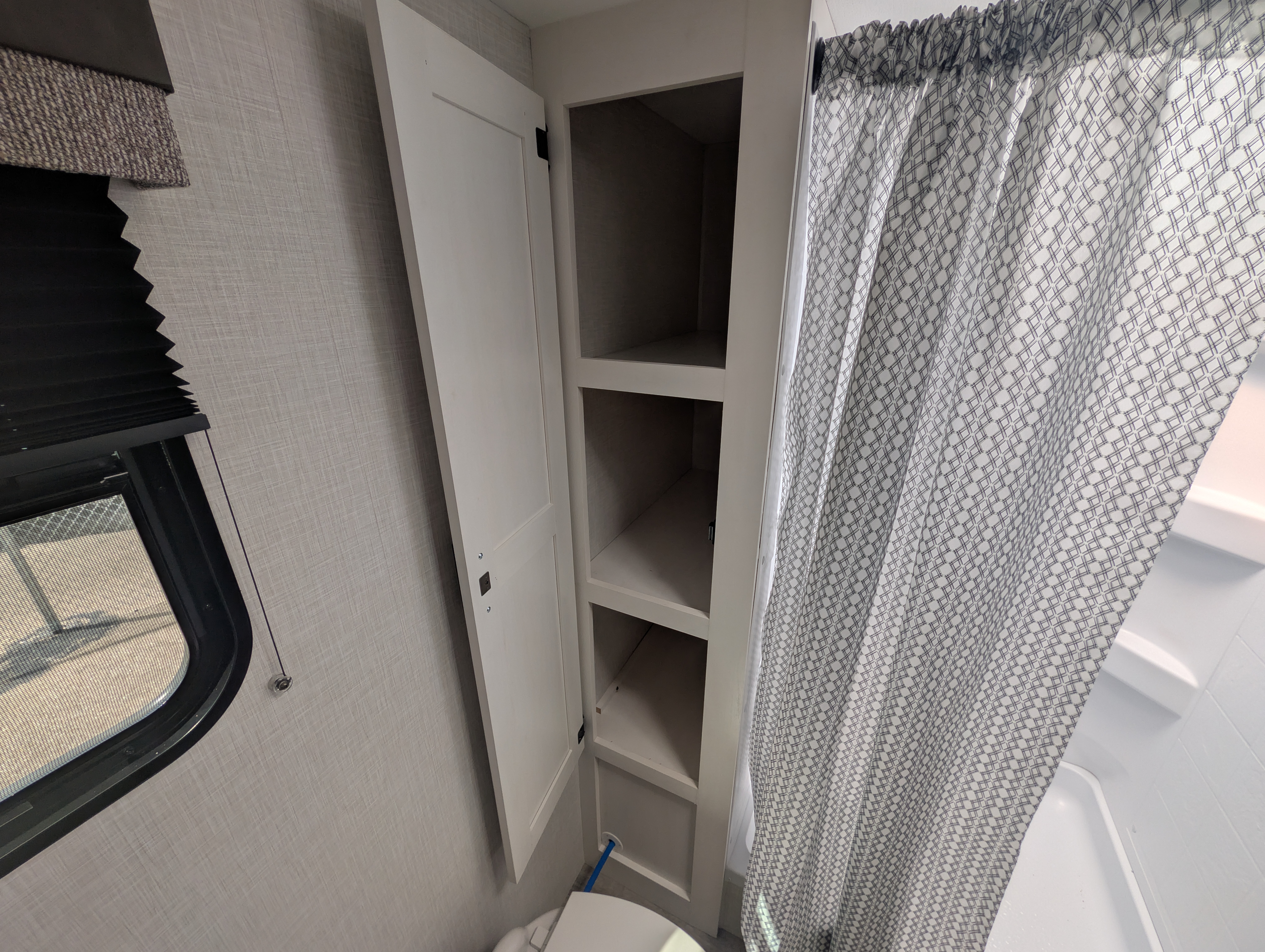 2026 VENTURE RV SIENNA 251VRB - Image 23