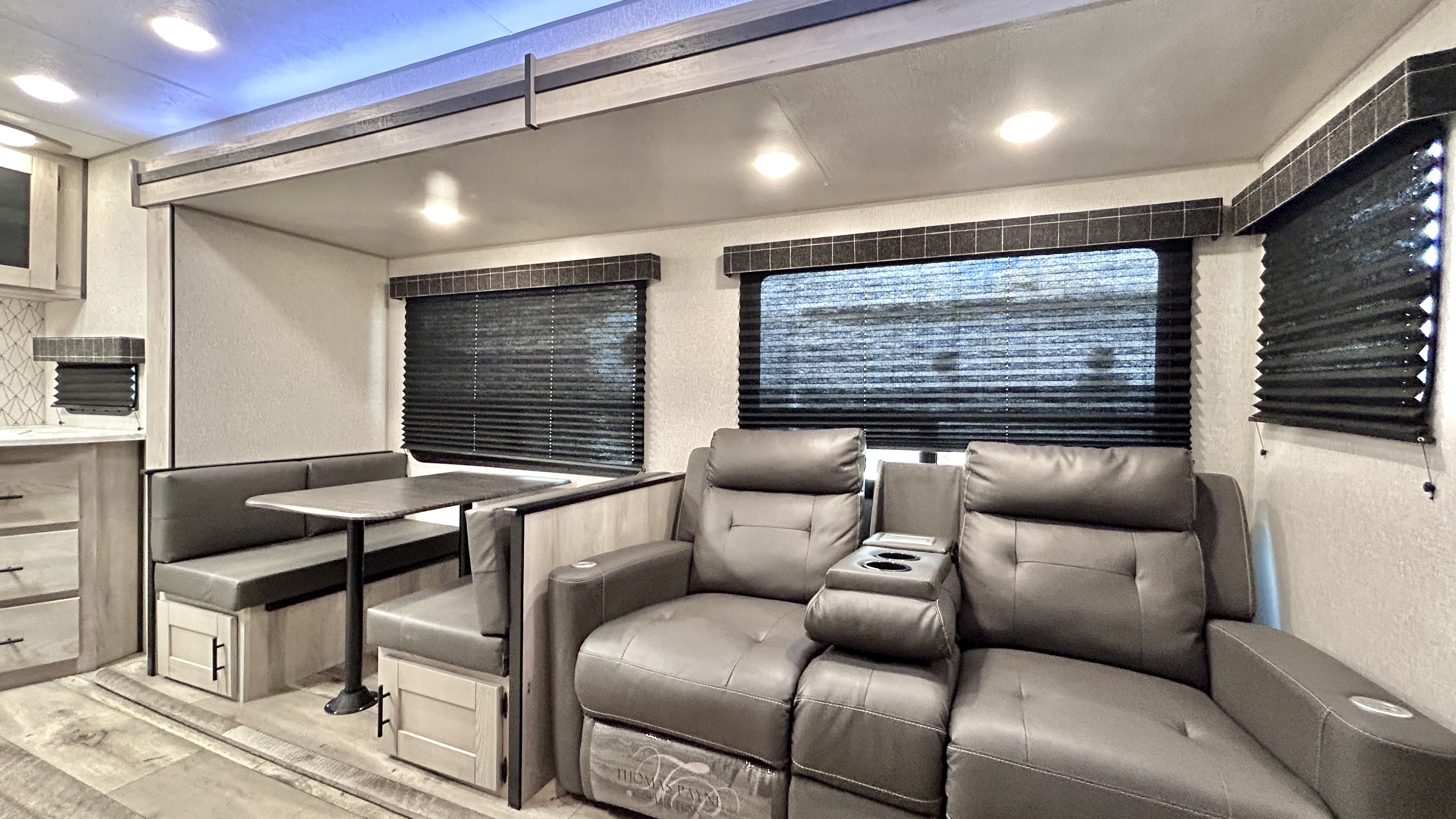 2022 KZ RV Connect C261RKK - Image 13