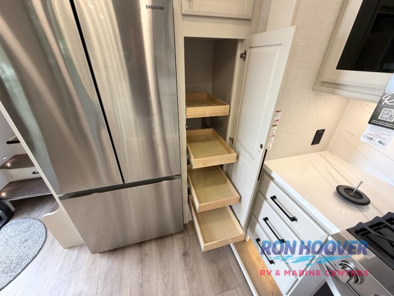 2026 FOREST RIVER 425FO - Image 39
