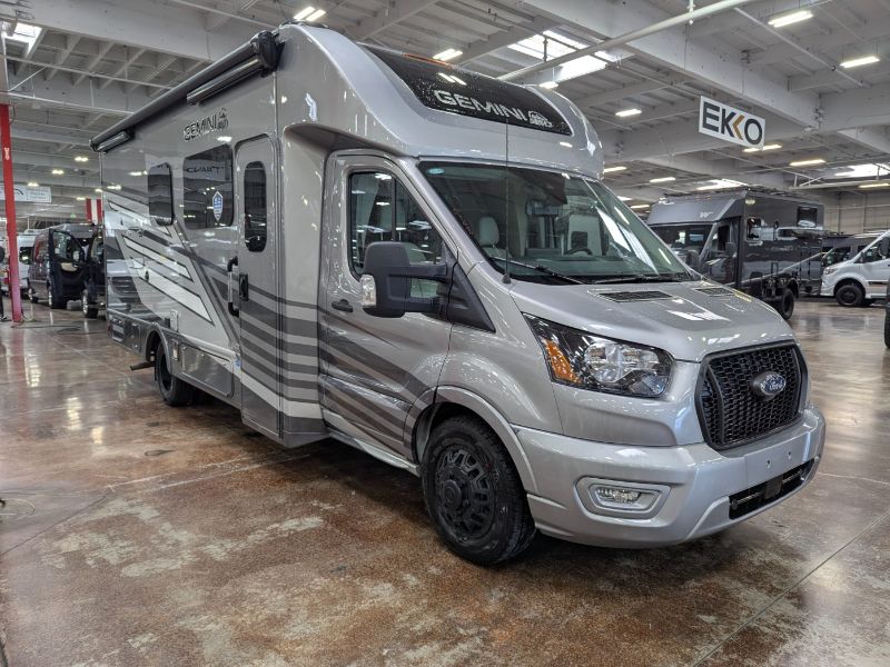 2025 Thor Motor Coach Gemini AWD 24JG - Image 2