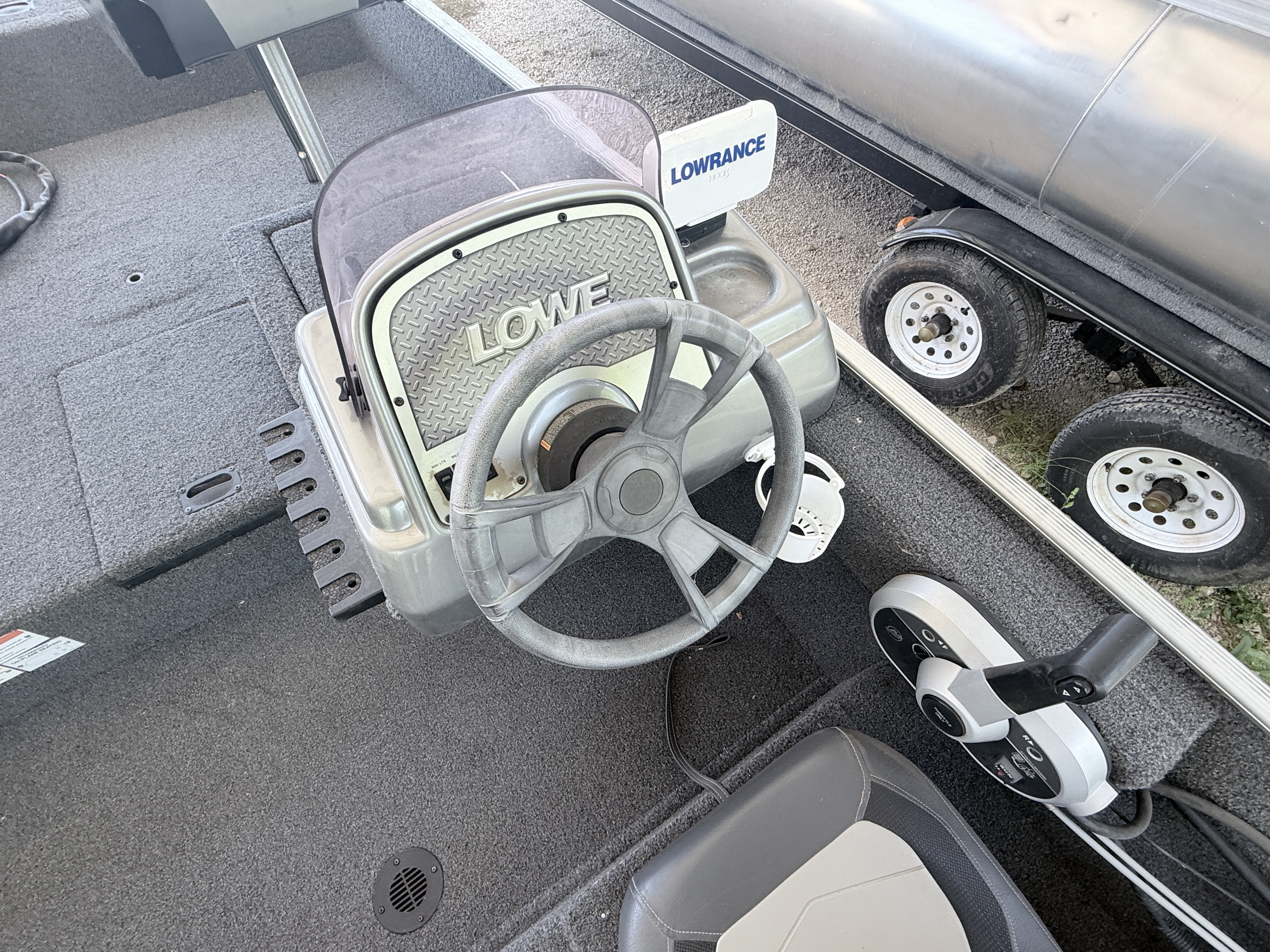 2019 LOWE 2019 STRYKER 16 - Image 7