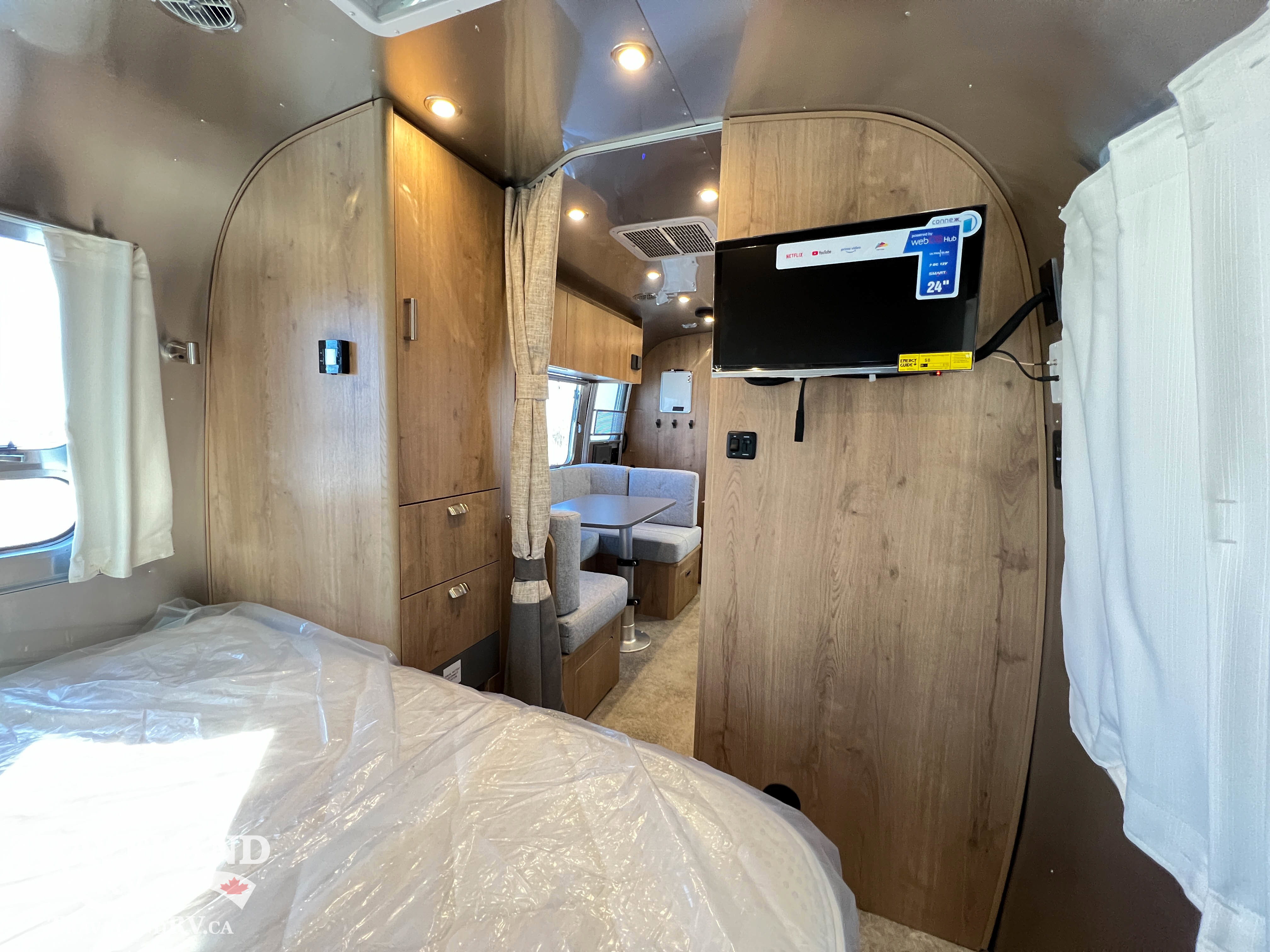 2026 Airstream Trade Wind 23FBQ - Image 21