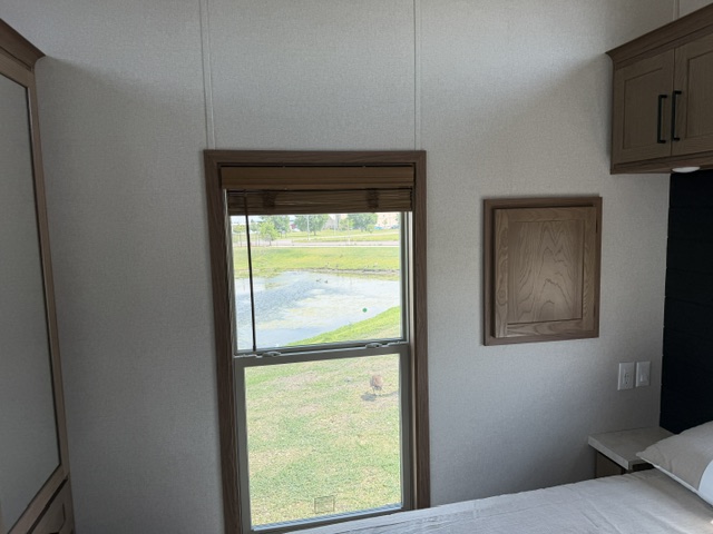 2027 KROPF LAKESIDE 8182WD - Image 32