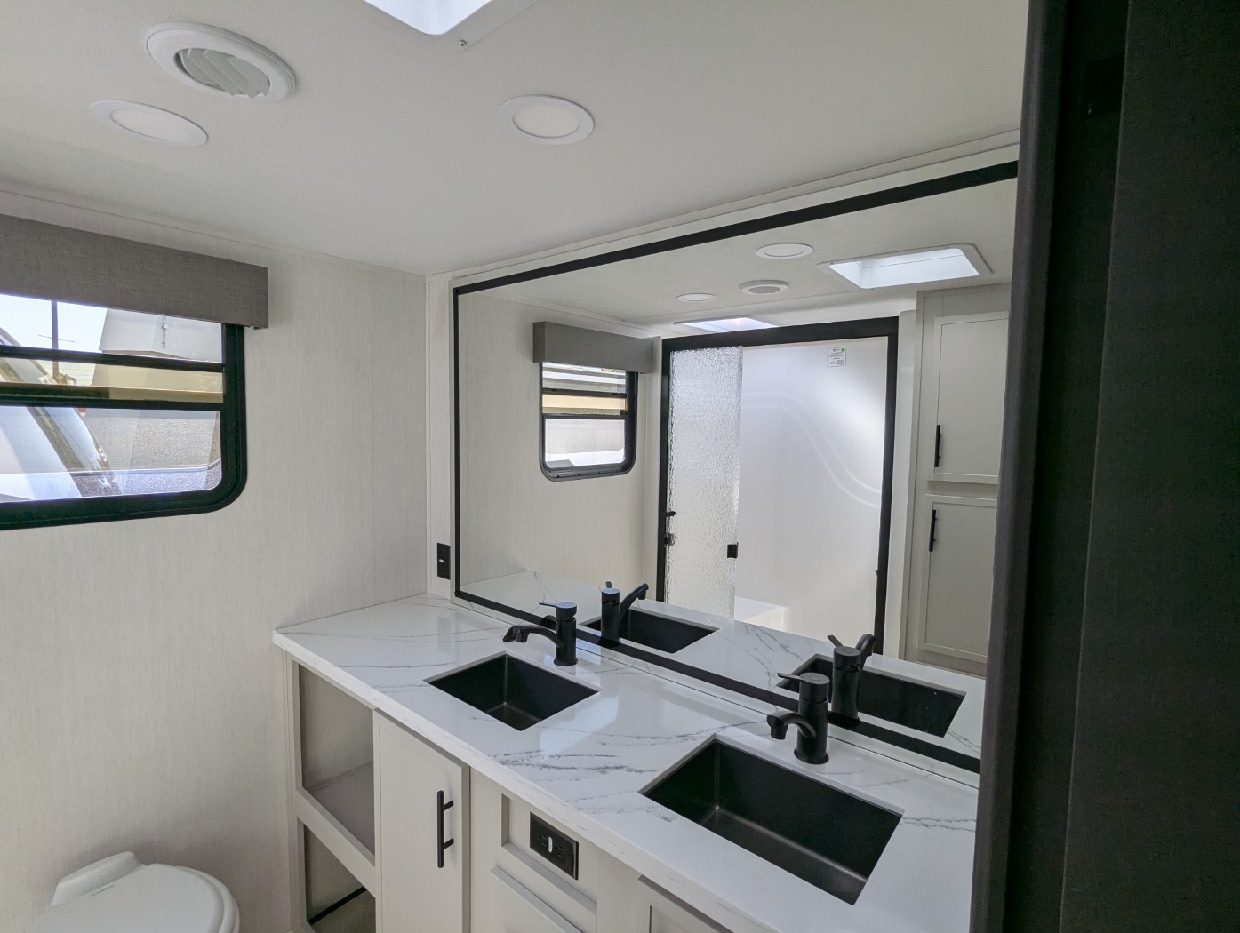 2026 Prime Time Sanibel 34LOUNGE - Image 15