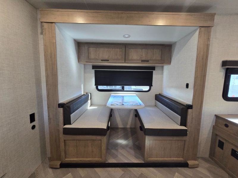 2026 Ember RV E-Series 18FBE - Image 12