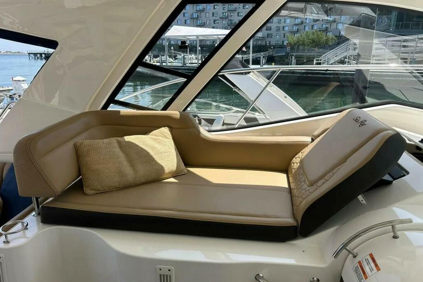 2019 Sea Ray Coupe - Image 5