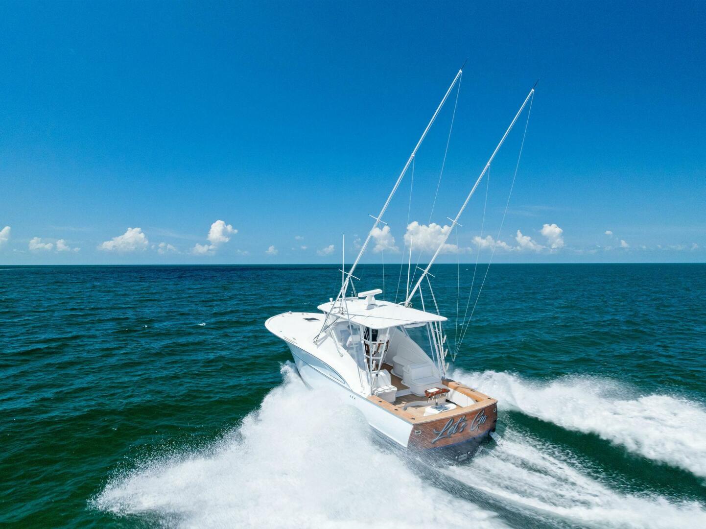 2018 Custom Carolina 35 Express - Image 50