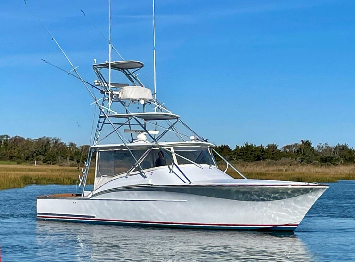 2005 Custom Carolina 40 DeSanti - Image 2