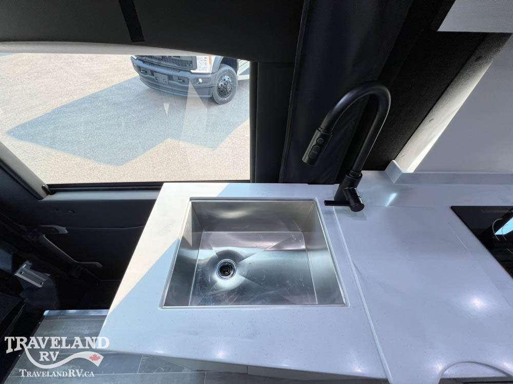 2025 Pleasure-Way Ontour 2.2 - Image 21