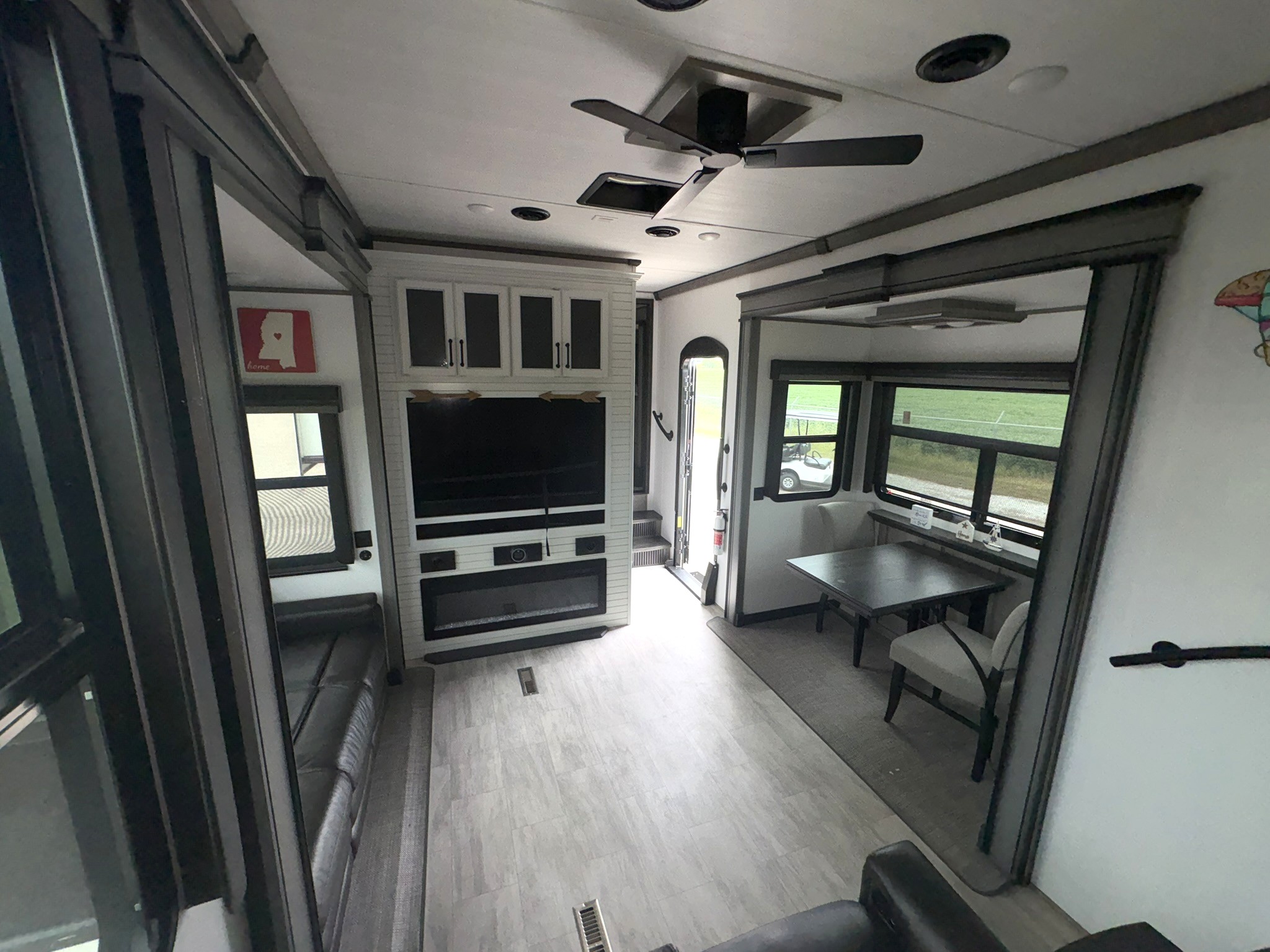2023 KEYSTONE MONTANA 3901RK - Image 18