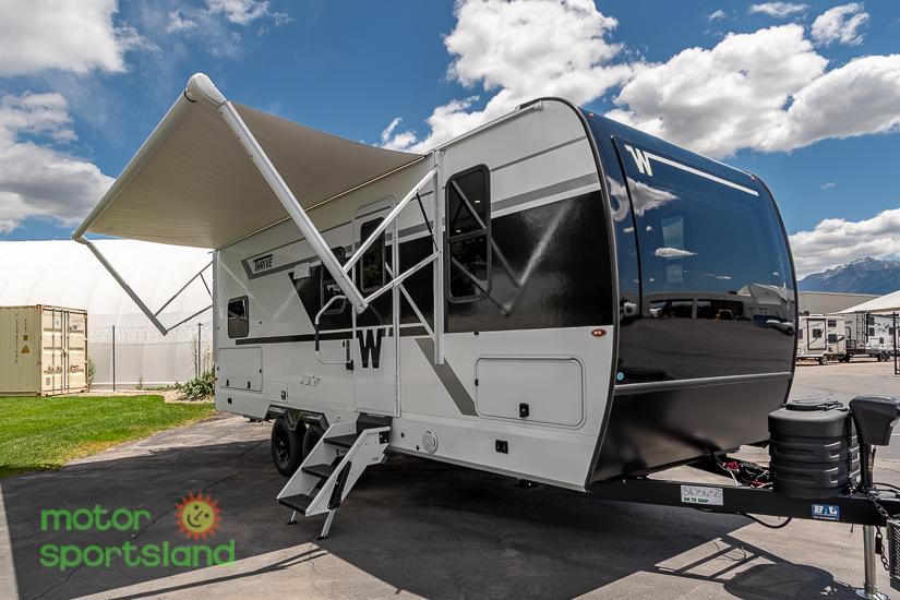 2026 Winnebago Thrive 22MBH - Image 35