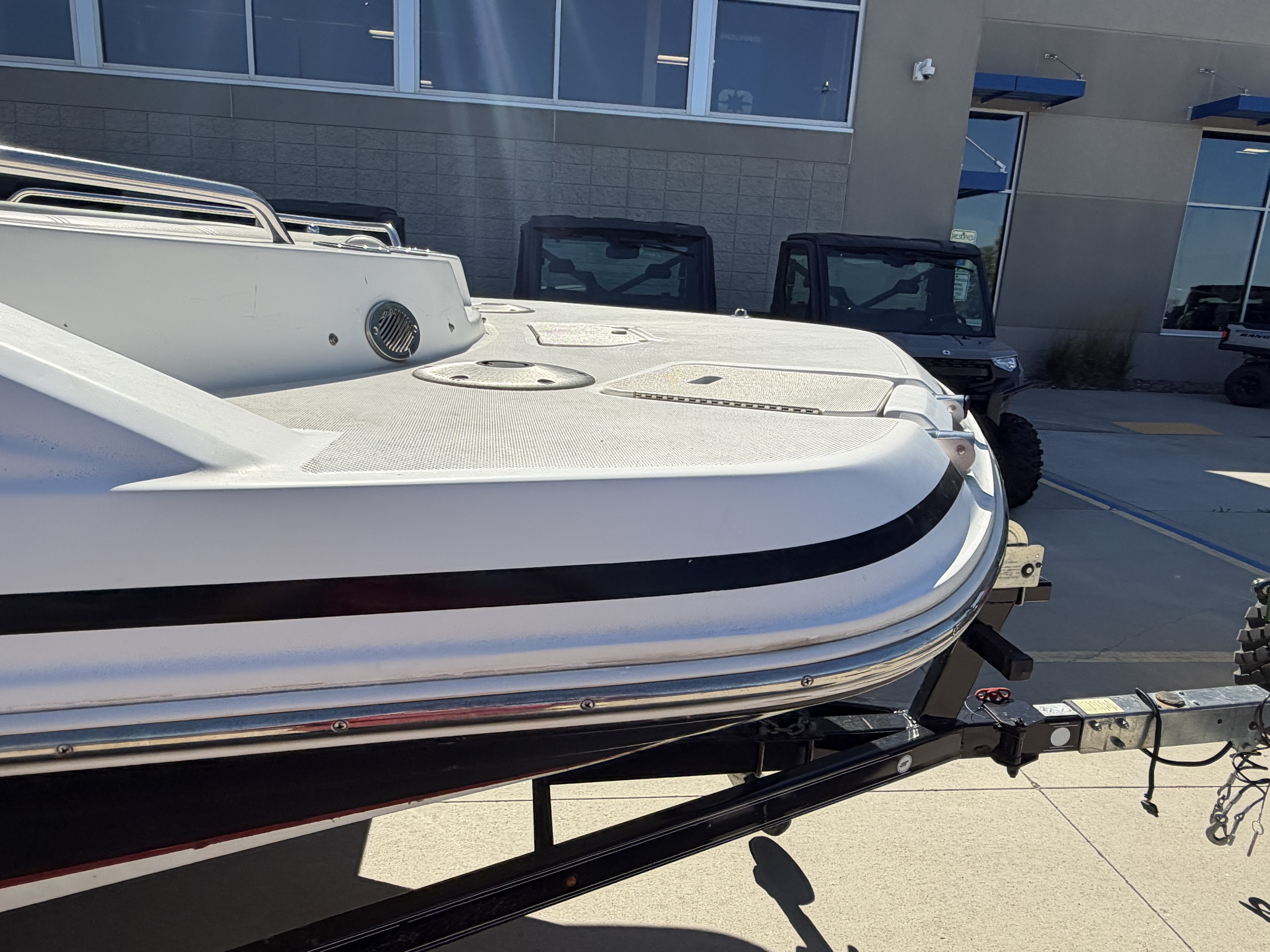2014 Hurricane Sundeck 201 - Image 10