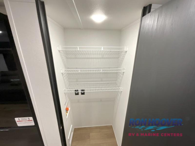 2026 PALOMINO 283BHCE - Image 23