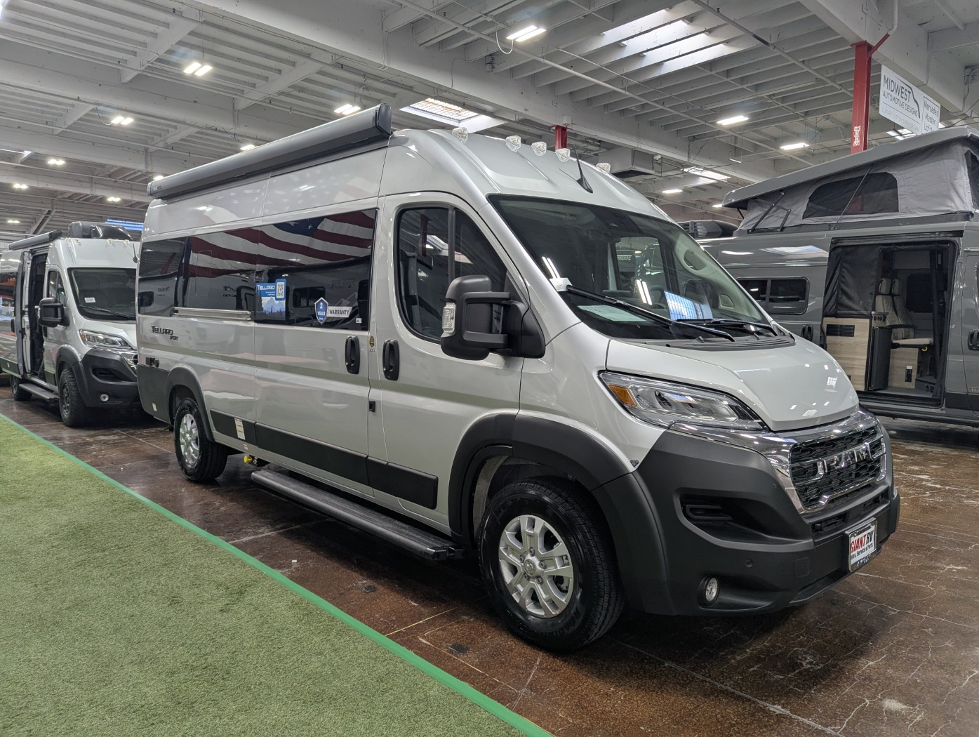 2026 Thor Motor Coach Tellaro 20LS - Image 1