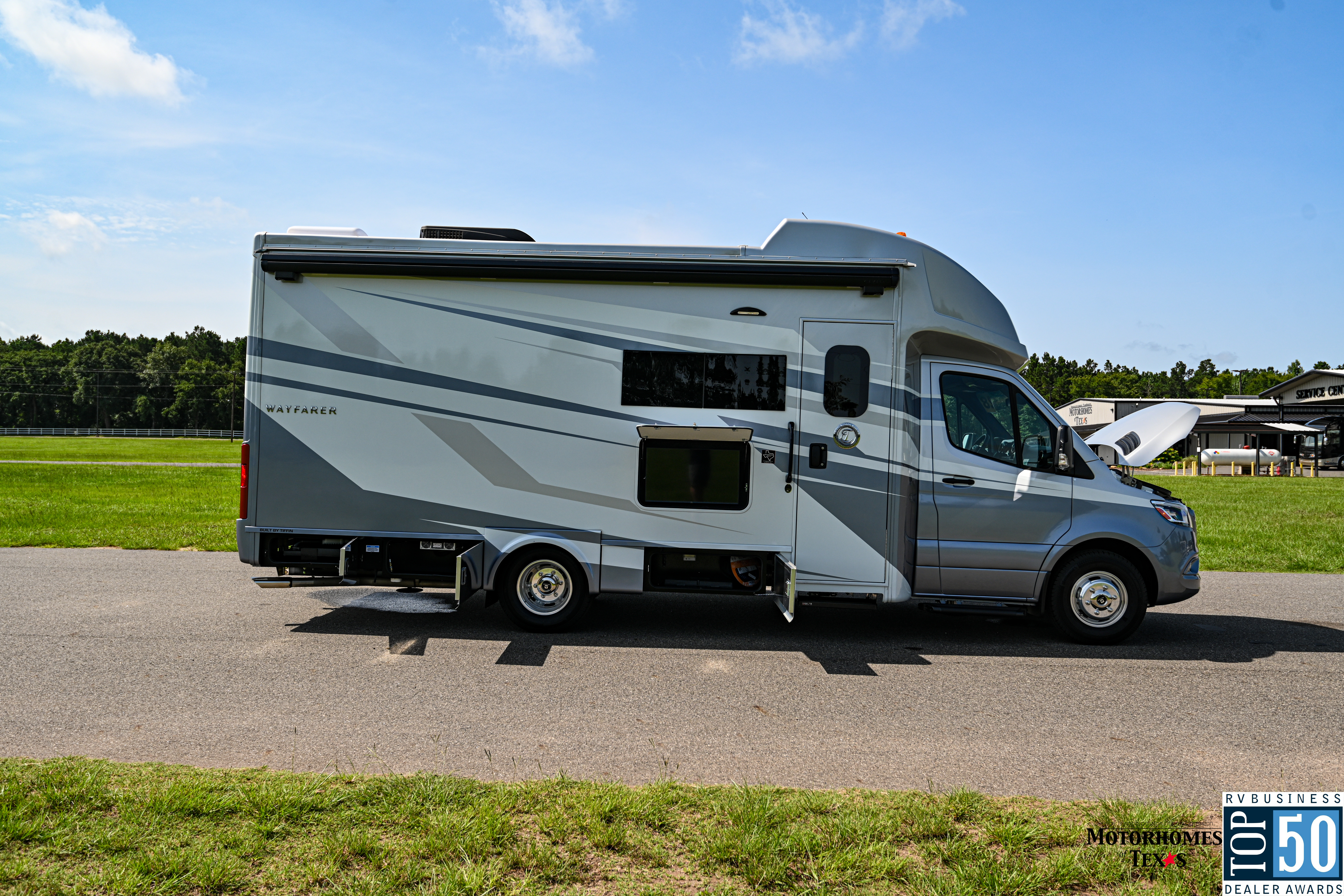 2026 Tiffin Wayfarer 25 XRW - exterior 5