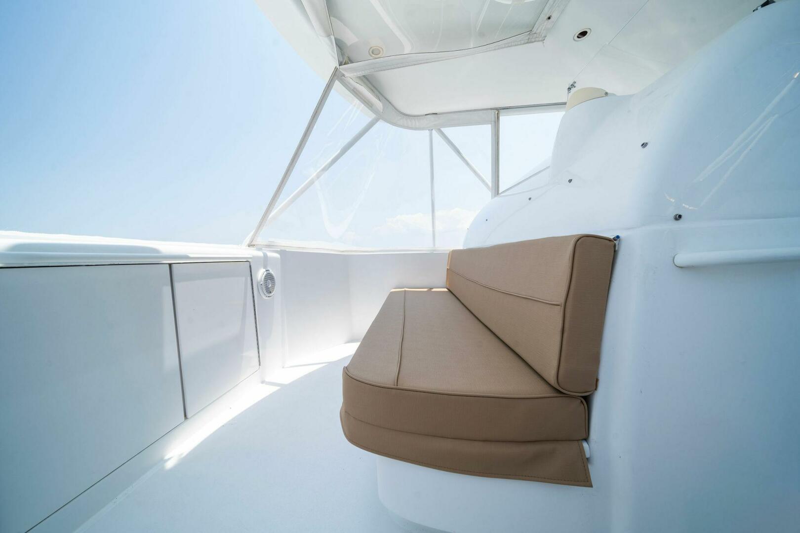 2003 Hatteras 54 Convertible - Image 51