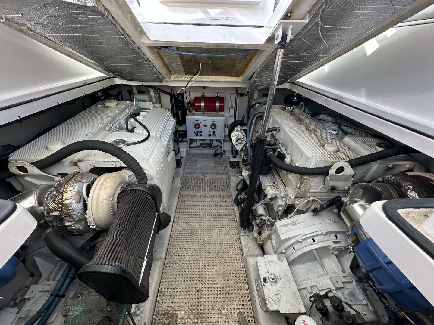 2007 Topaz 40 Express - Image 22