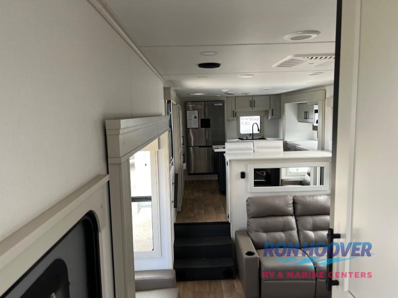 2026 GRAND DESIGN 390RK - Image 30