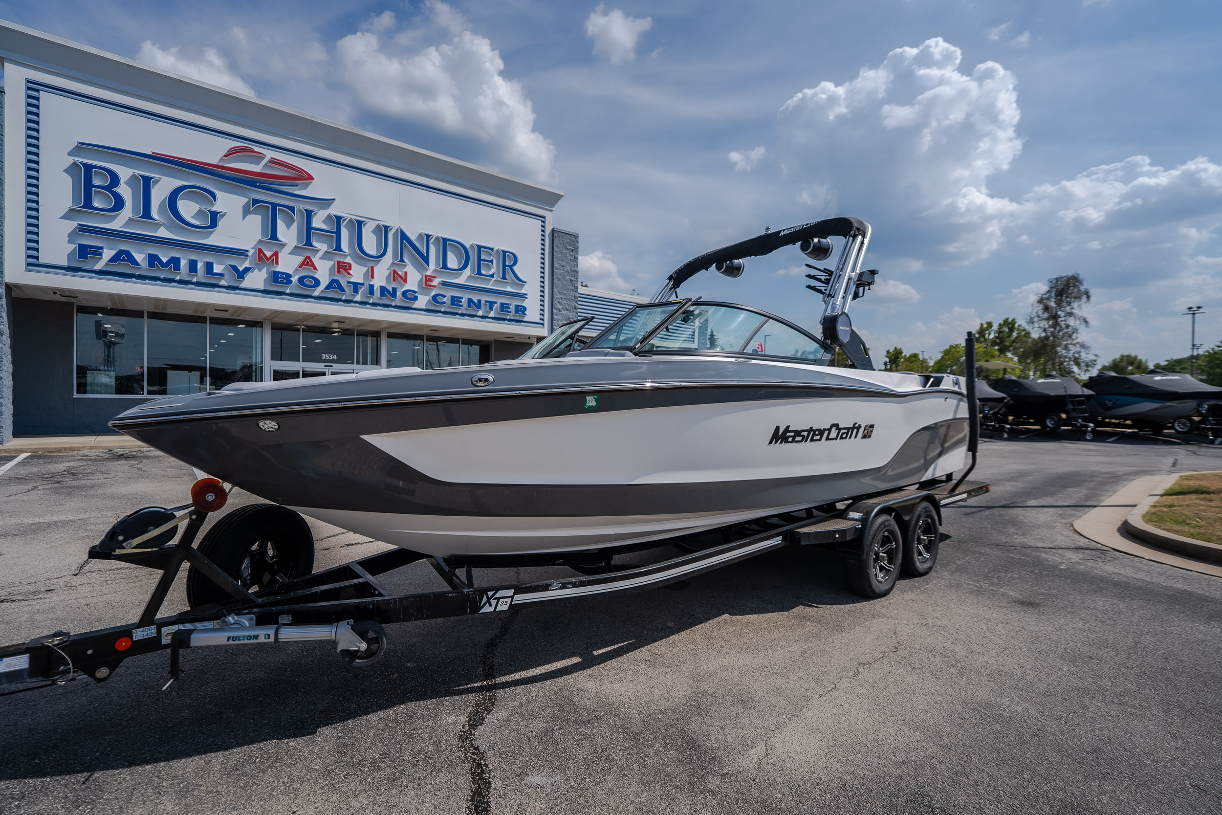2024 MasterCraft XT25 - Image 60