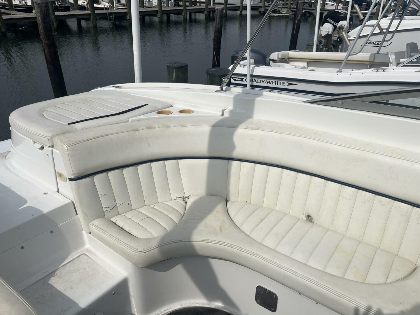 2002 Cobalt 282 - Image 12