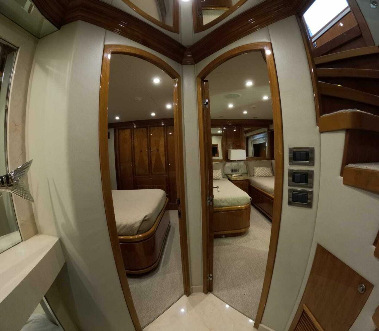 2007 Hargrave 93 - Image 26