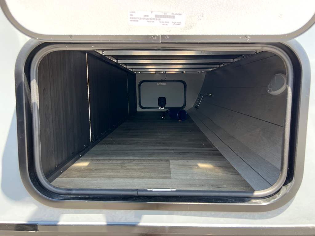 2026 VENTURE RV STRATUS 302VBH - Image 24