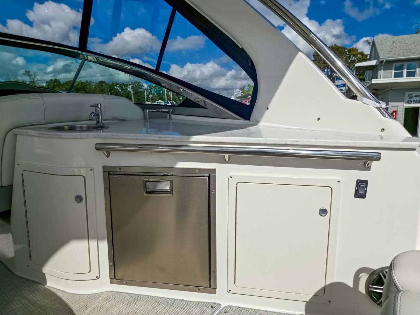 2026 Regal 33 XO Base - Image 19