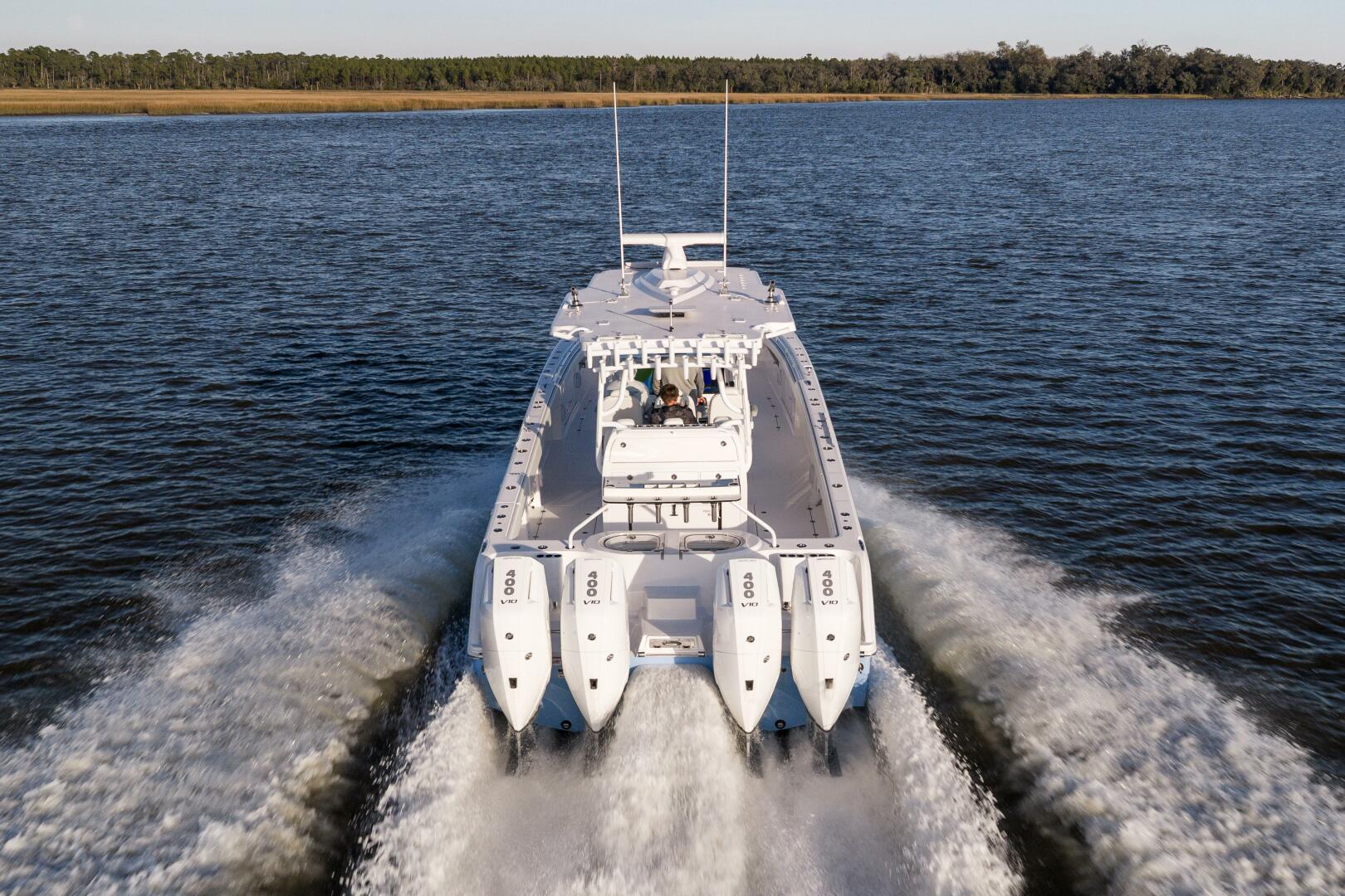 2024 Invincible 40 CAT - Image 15