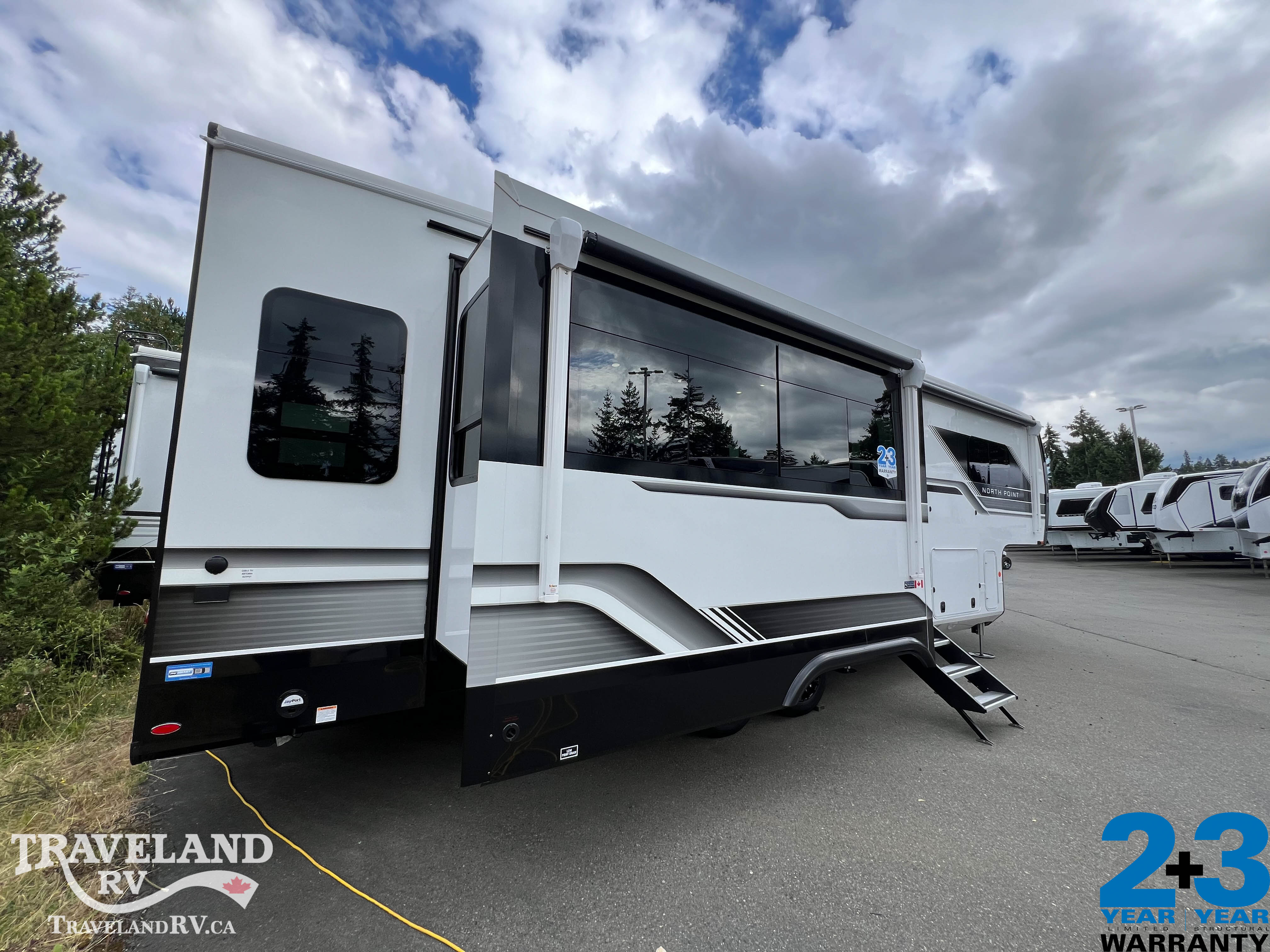 2027 Jayco North Point 310RLTS - Image 6